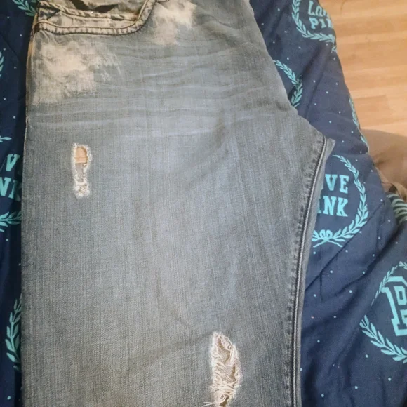 Women's Distressed Blue Jeans